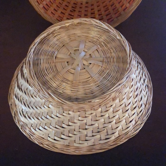 Two nesting baskets - Picture 5 of 7